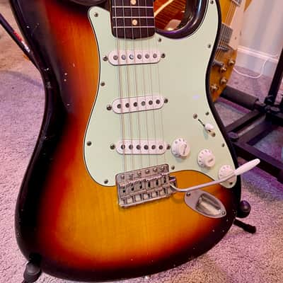 Fender Stratocaster in vintage Sunburst - Aged by MJT Guitars - Medium Relic. Premium Ash Body image 1