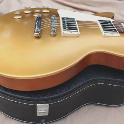 Left-Handed 2017 Gibson Les Paul Tribute T - Satin Gold Top image 9