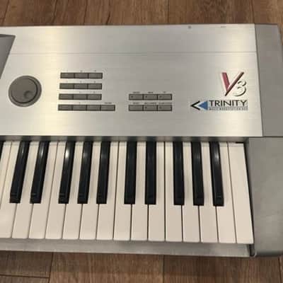 Korg Trinity V3, 61 Keys With MOSS Board. Bank M image 5