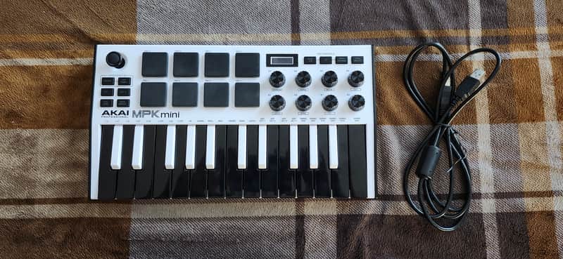 Akai Professional MPK Mini