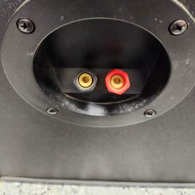 KLH L853B 8" Bookshelf Speaker Pair image 8