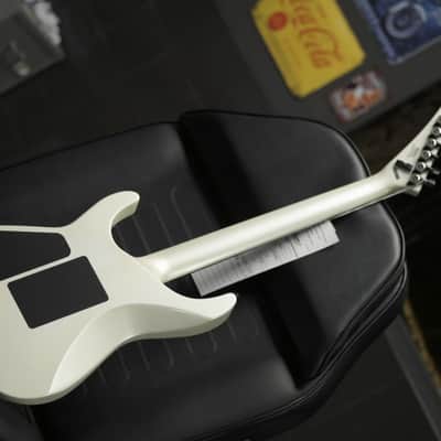 Jackson American Series Soloist SL3 - Platinum Pearl image 4
