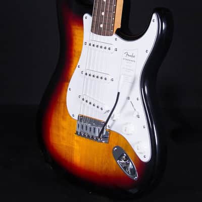 Fender Standard Stratocaster, Laurel FB, 3-Color Sunburst image 2