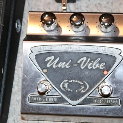 Dunlop UV-1 Uni-Vibe Chorus / Vibrato - with Foot Controller - No Tariffs image 2