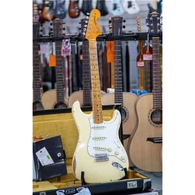 FENDER Custom Shop 68 Strat Aged Vintage White image 3