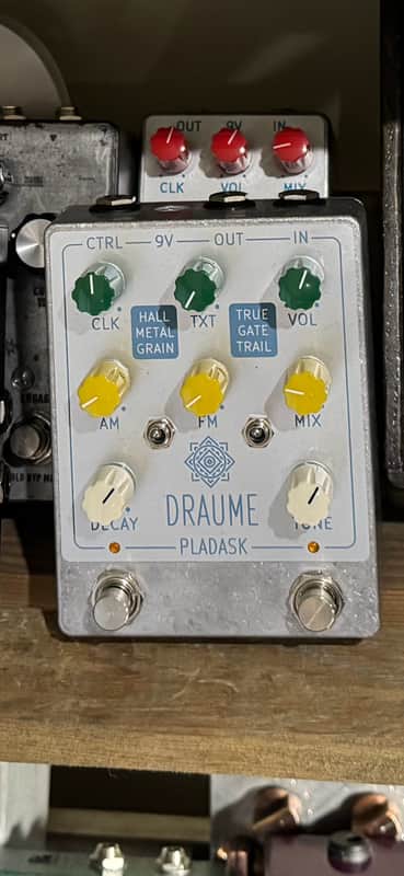 Pladask Elektrisk Draume V2