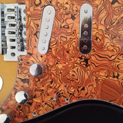 ~Cashified~ Indio Strat-Style w/Deluxe Gig-Bag image 3