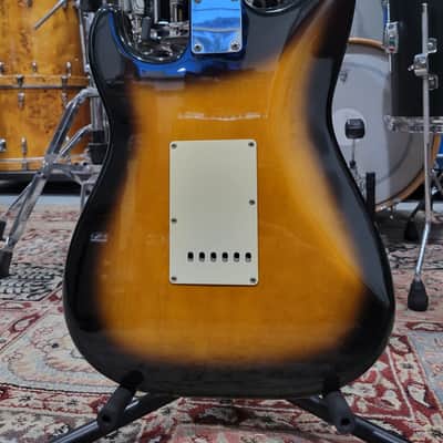 Squier JV Vintage Series '57 Stratocaster 1982 - 2-Tone Sunburst W/ Case (C013-G21) image 14