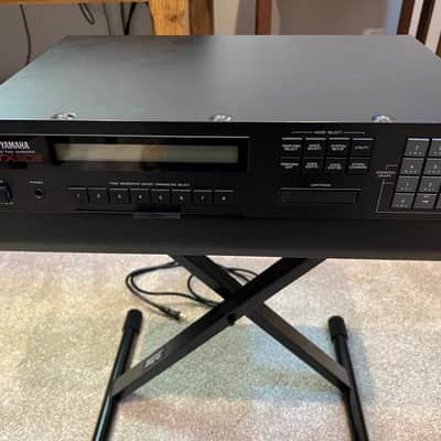 Yamaha TX802 FM Tone Generator 1986 - Black