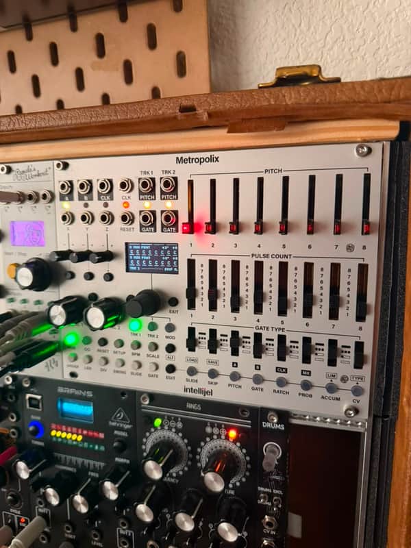 Intellijel Metropolix Performance Sequencer Eurorack Synth Module White image 1