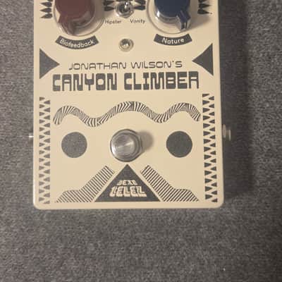 Jext Telez Canyon Climber 2 Fuzz Pedal Almond - Mint In Box image 2