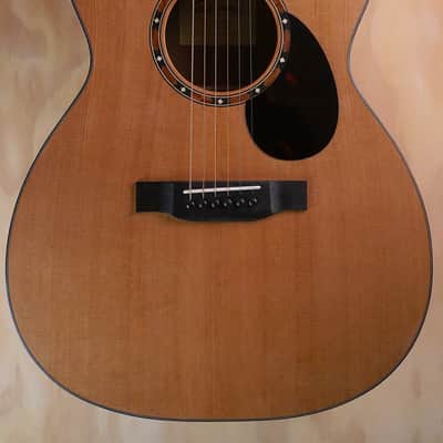 Eastman OM-02 Orchestra Model Acoustic Guitar in Natural, Gig Bag included image 1