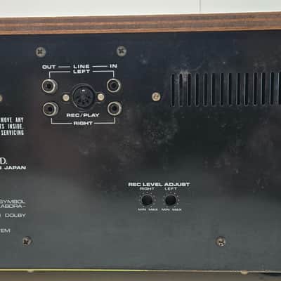 Akai GXC-730D 1976-1979 - Wood case silver face image 12