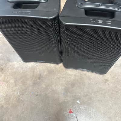 QSC CP8 2-Way 1000-Watt 8" Active Loudspeaker 2018 - 2020 - Black image 2