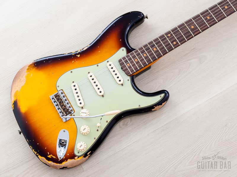 2023 Fender Custom Shop ‘61 Stratocaster Heavy Relic Super Faded/Aged Three-Tone Sunburst w/ Texas Specials image 1