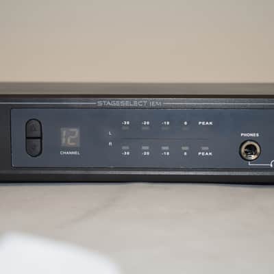 CAD StageSelectIEM UHF In Ear Monitor Wireless System image 2