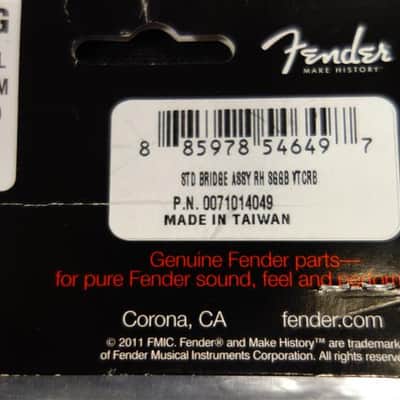 Fender Vintage-Style Standard Series Strat Tremolo Assembly ('06-Present), Chrome image 3