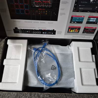 Akai MPC Live II Standalone Sampler / Sequencer 2020 - Present - Black image 3