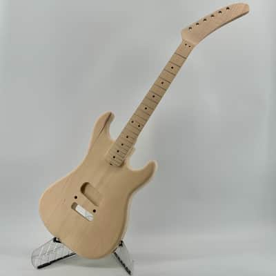 LOCKE Custom “HFT” Hot For Teacher EVH Little Guitars Short Scale Body & 5150 Banana Neck =\//-/= image 4