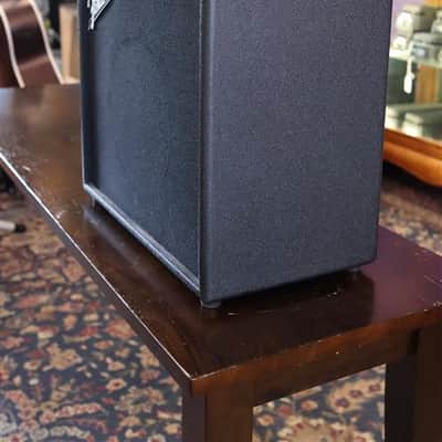 Fender Mustang LT25 25w Combo Amp - USED image 3