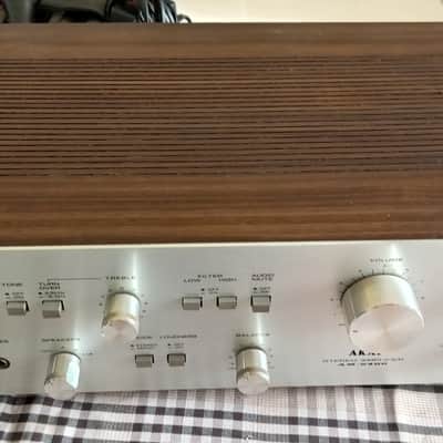 Akai AM 2400 hi fi stereo amplifier (1978) image 2