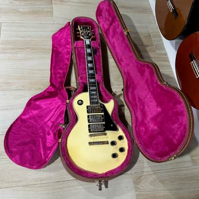 Gibson Les Paul Custom 1989 - a stunning Alpine White Custom ready for any great guitar collection. image 13