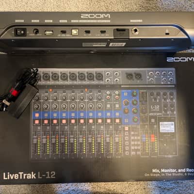 Zoom LiveTrak L-12 Digital Mixer / Recorder 2010s - Grey / Blue image 3