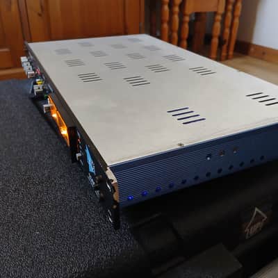 API 2500 Stereo Bus Compressor 2000 - 2019 - Black image 8