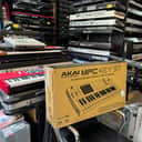 Akai Professional MPC Key 37 Standalone Production Keyboard New ARMENS