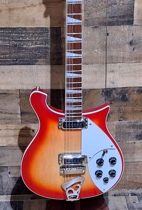 Rickenbacker 620