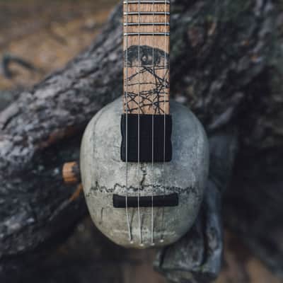 Cigar box style 4 string skull guitar image 5