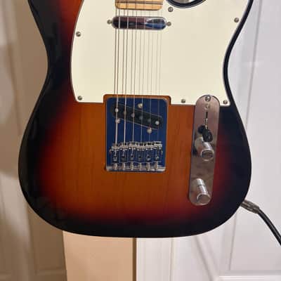 Fender Player Telecaster with Maple Fretboard 2018 - 2024 - 3-Color Sunburst image 7