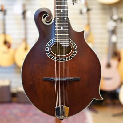 Eastman MD314 F-Style Oval Hole Mandolin Classic Finish w/Padded Gig Bag image 1