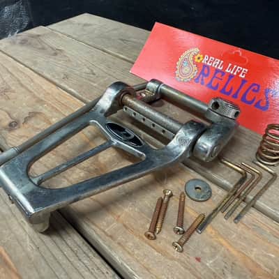 RELIC Duesenberg® GOLDO® TDBLN Diamond Deluxe Tremola Nickel image 3
