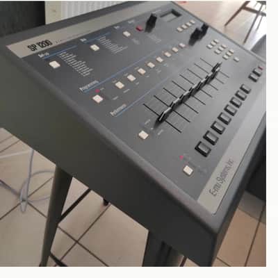 E-MU Systems SP-1200 8-Voice Drum Sampler 1987 - 1996 - Black image 2