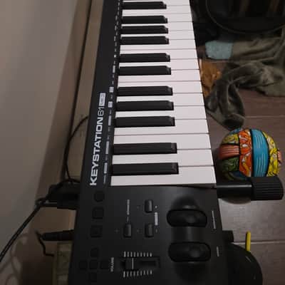M-Audio Keystation 61 MkII MIDI Keyboard Controller 2016 - 2018 - Black image 2
