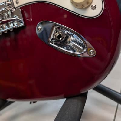 Fender Player II Stratocaster HSS 2024 - Present - Transparent Cherry Burst image 11