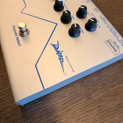 Diezel Zerrer 2-Channel Preamp 2010s - White Bild 3