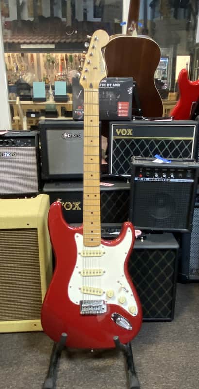 Fender Standard Stratocaster with Vintage Tremolo, Maple Fretboard 1992 - Crimson Red Metallic image 1