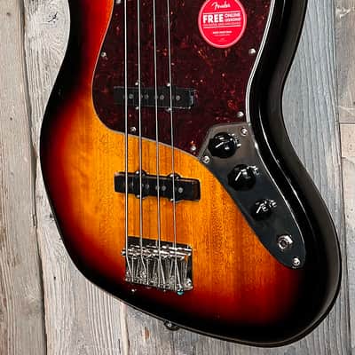 2025 Squier Classic Vibe '60s Jazz Bass Fretless - 3-Color Sunburst, Support Indie Guitar Shops and Buy it Here! image 5