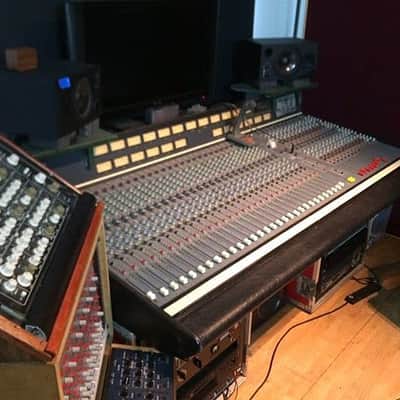 DDA D Series 30ch Analog Mixing Console image 3