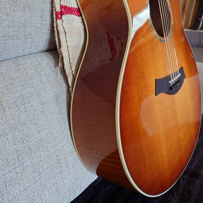 Taylor GS-6 2011 - Honeyburst image 16