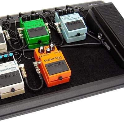 SKB Cases 1SKB-PS-8 Powered Pedalboard with 8 Built-In 9VDC Output Jacks and External Transformer image 2