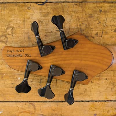 BNJ Guitars Vanguard 5S2 2024 - Green image 9