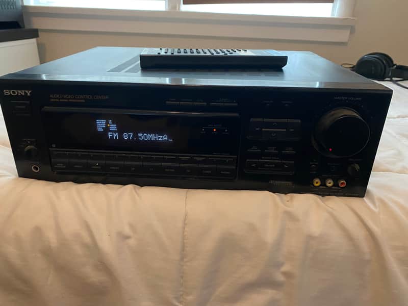 Sony STR-D965 Receiver- 100 watts per channel- W/ Remote image 1