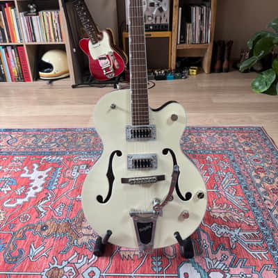 Gretsch G5420T 2024 - Vintage white / London grey image 1