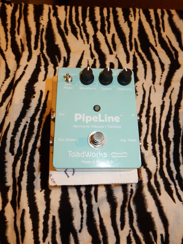 Toadworks PipeLine Bass Tremolo Effect Pedal image 1