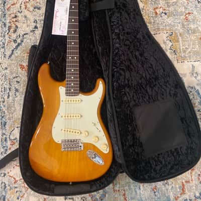 Fender American Performer Stratocaster 2023 - Honey Burst image 7