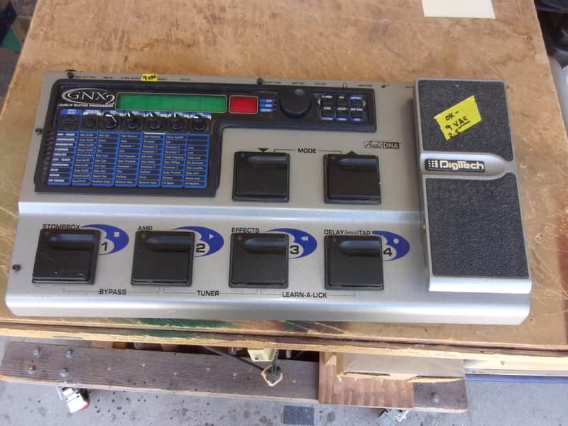 DigiTech GNX2 Guitar Multi-Effects Workstation