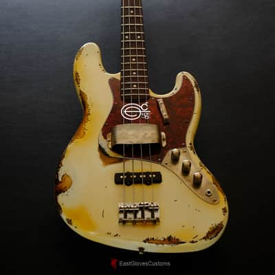 Fender Standard Jazz Bass 60th Anniversary Vintage White Aged Relic image 8